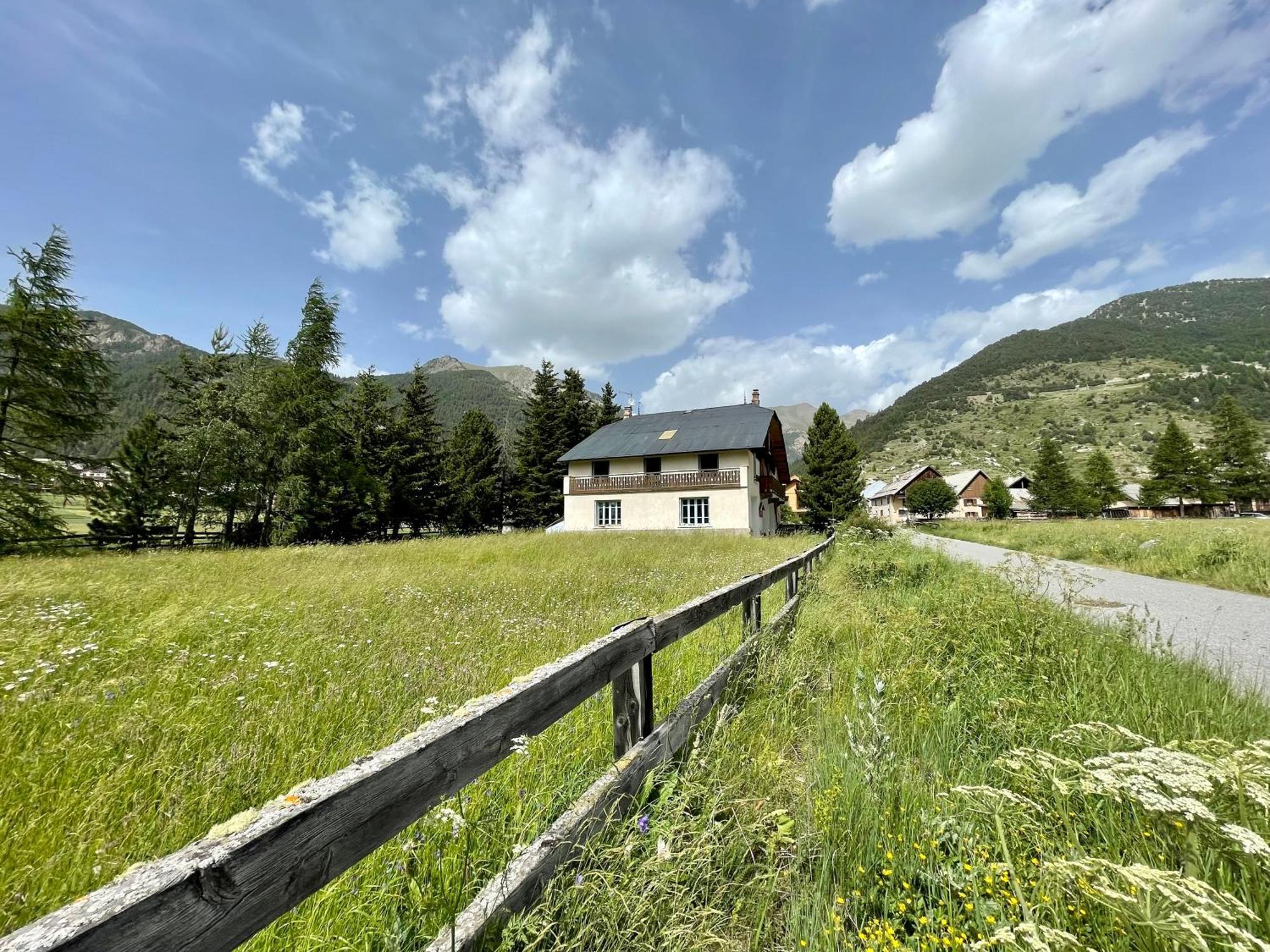 Gite Montagne 1 A 25 Places "Chalet Coste Belle" Ceillac Ngoại thất bức ảnh